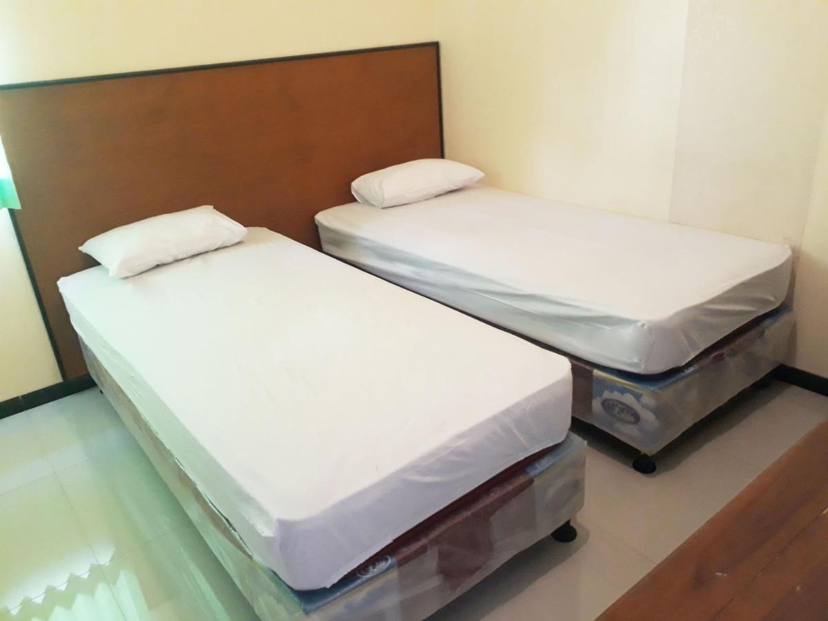 Hotel Pelangi Indah Семаранг Екстер'єр фото